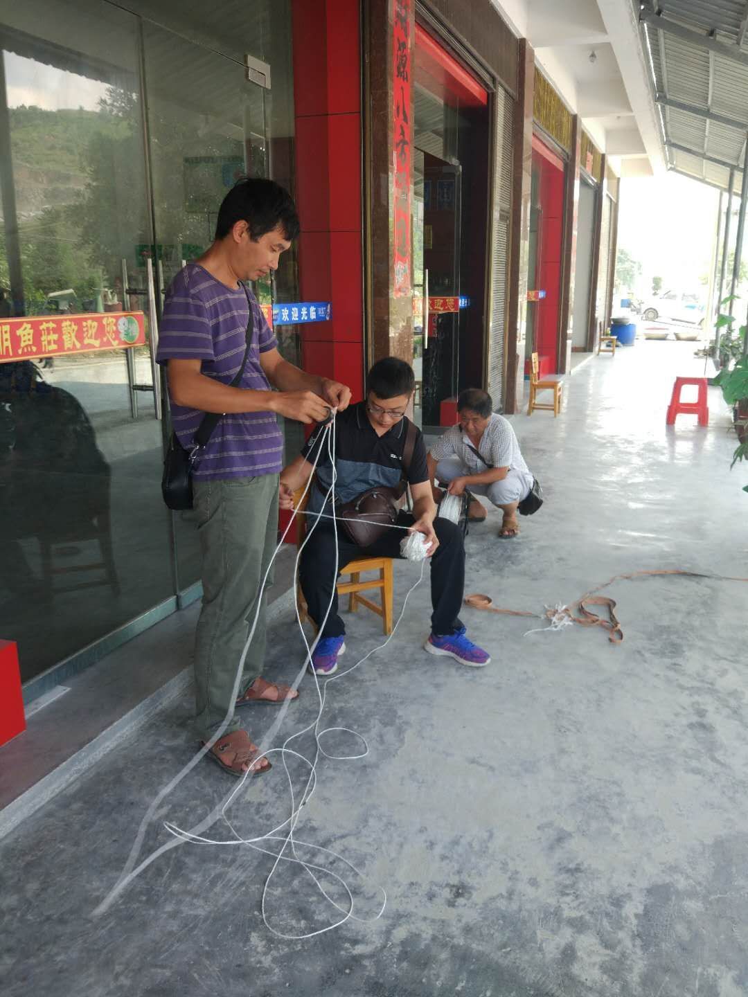现场制作测量绳.jpg