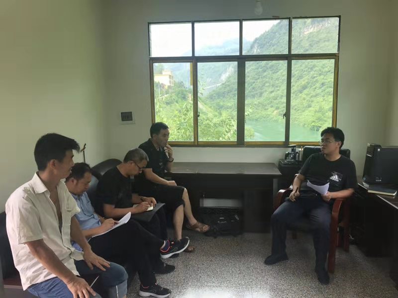 2037662153.jpg 2037662153.jpg